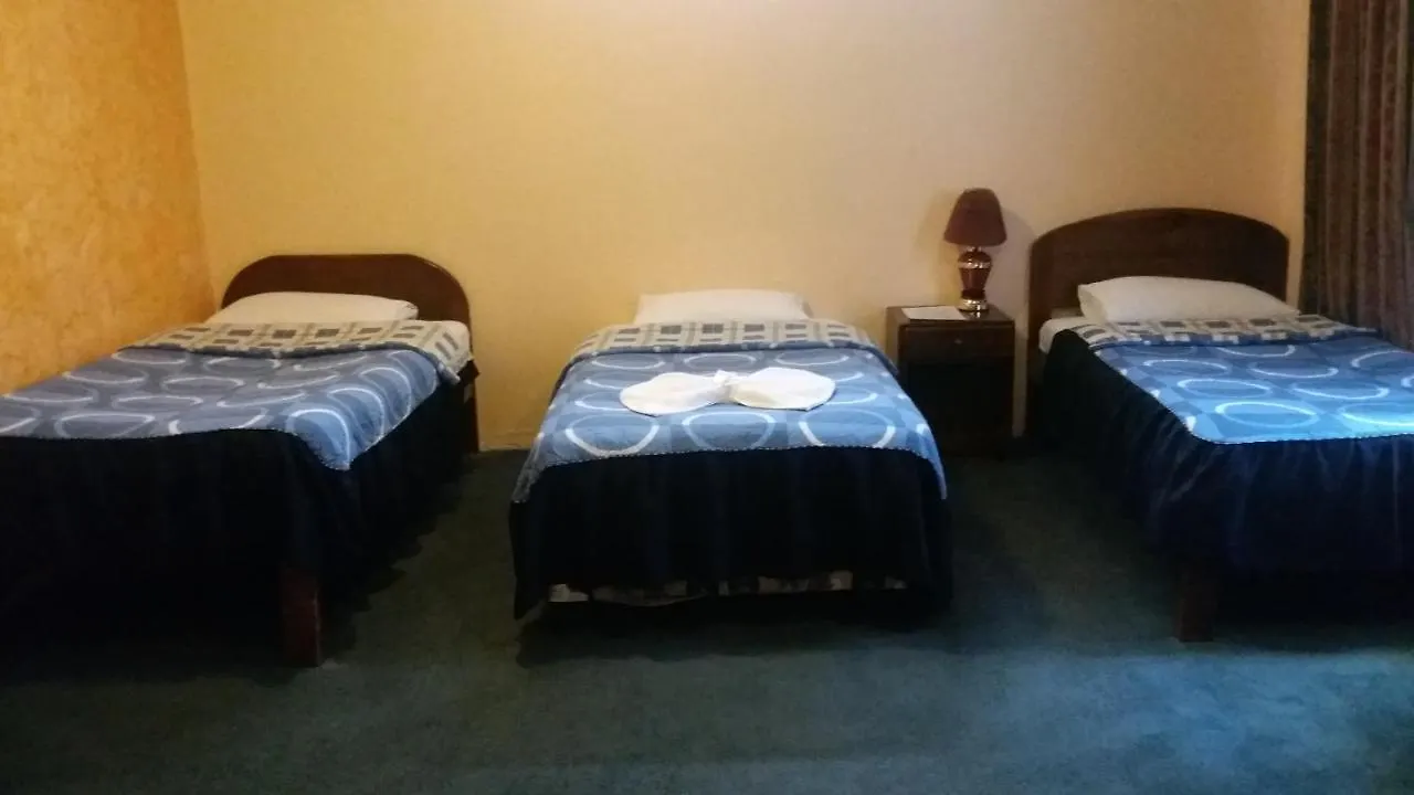 Hostal Baron De Carondelet Кито