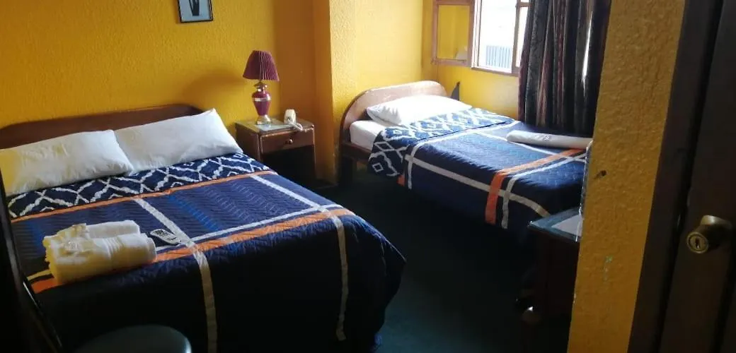 Hostal Baron De Carondelet Кито